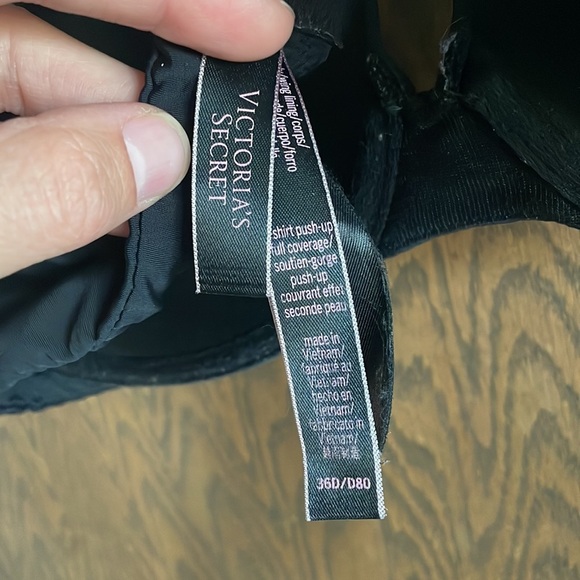 Victoria's Secret t-shirt push up Black Bra 36D - Picture 3 of 4